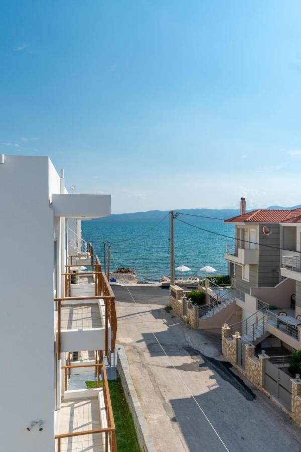Costa Vasia Boutique Apartments Врахаті Екстер'єр фото